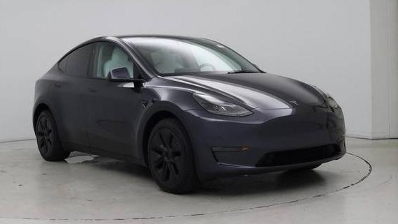 TESLA MODEL Y 2025 7SAYGDEE0SA360495 image